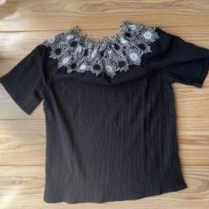 Girls black T-shirt